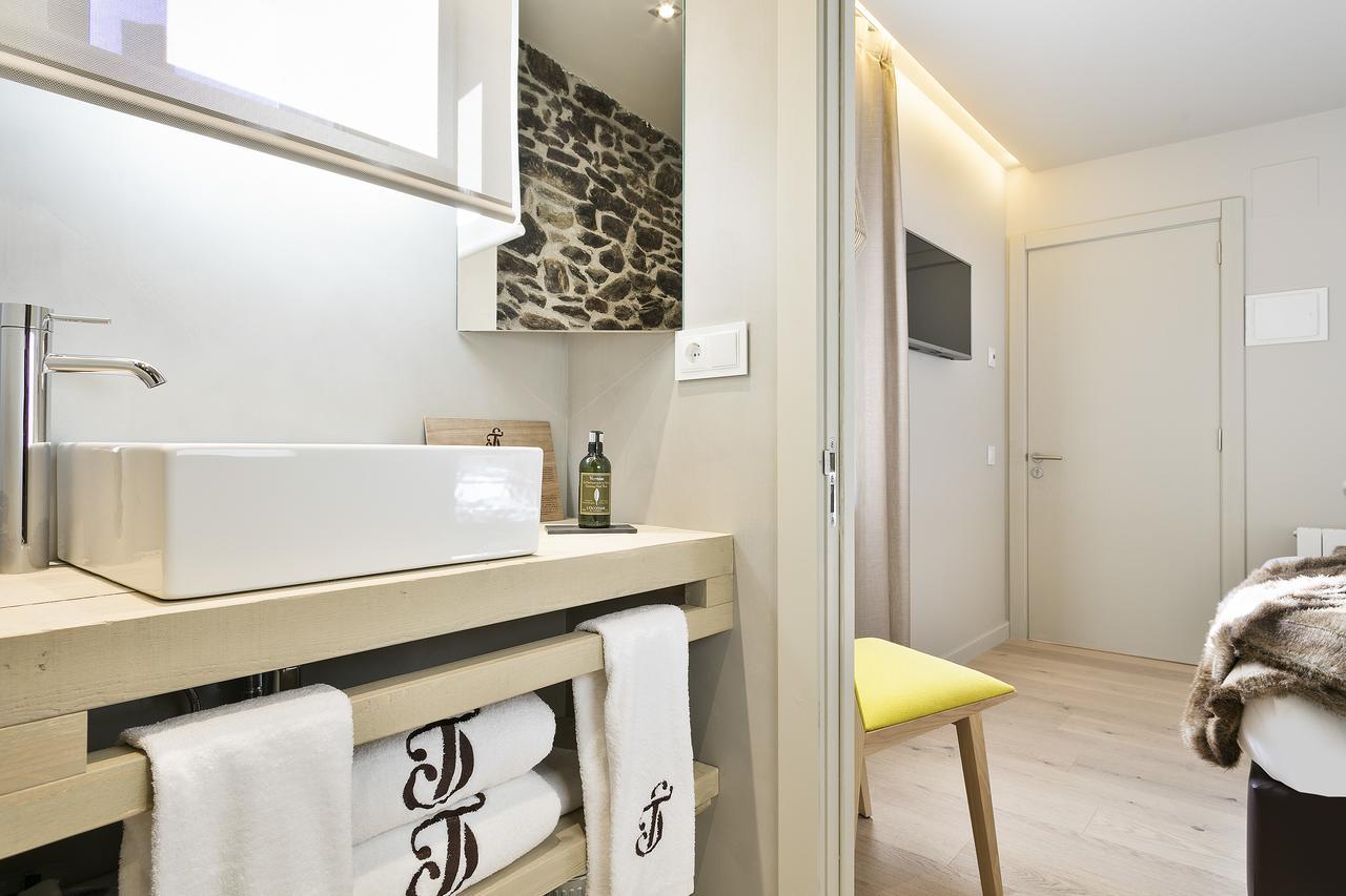 Set Terres - La Villa De Llivia - Adults Only 외부 사진